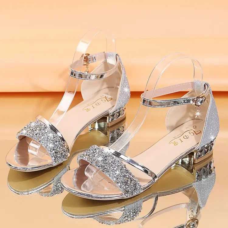 High Quality New Fashion Womens Sandals Gold and Silver Low Heel Casual Shoes Women Open Toe Summer Light Fashion Womens Shoes T241227