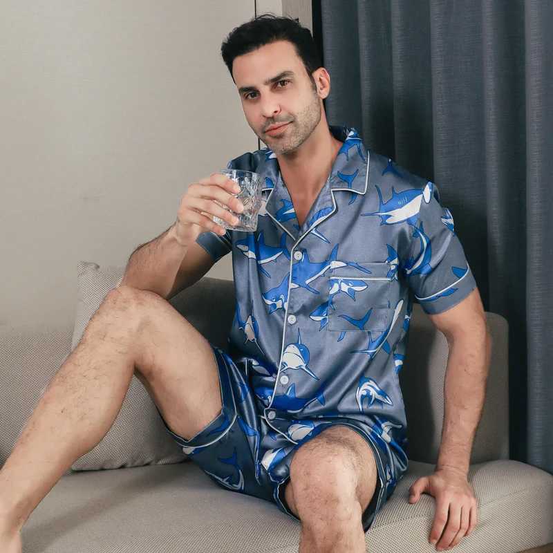Mens pajamas short sleeved summer ice silk home clothing mens summer casual thin cardigan can be worn as a set home clothingXJ241227