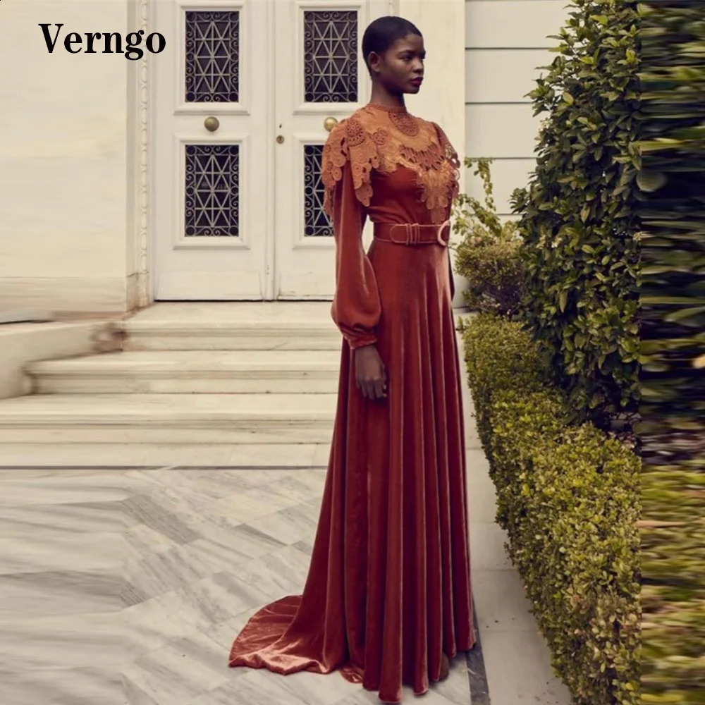 Verngo Applique Velvet Evening Dress A Line Long Sleeves Party Gowns Lace Women Formal Dress Outfits 241223