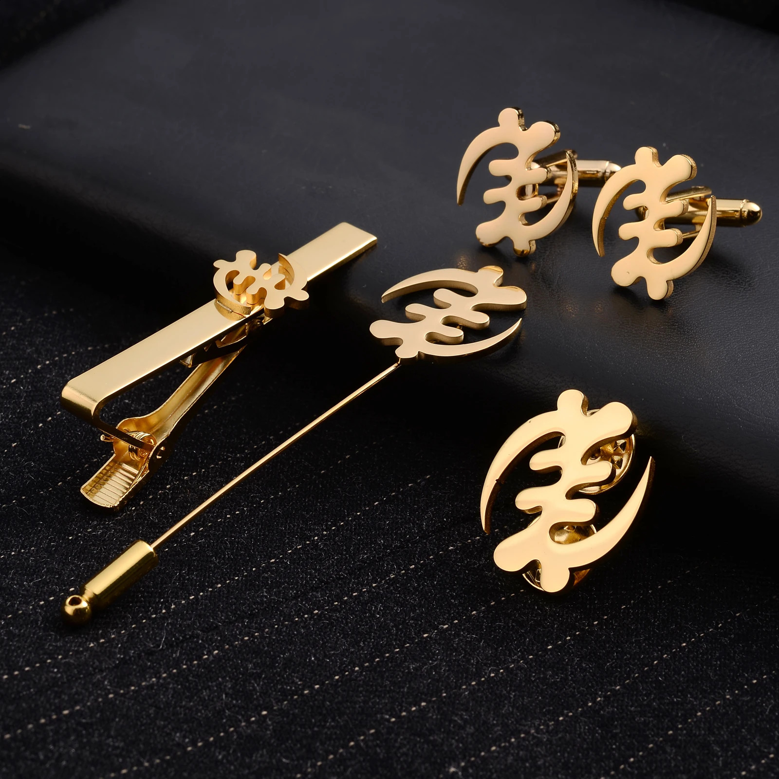 Fashion Mens Gye Nyame Adinkra Lapel Pins African Adinkra Symblo Man Suit Shawl Chic Brooches Ethnic Jewelry Groom Gifts 241227