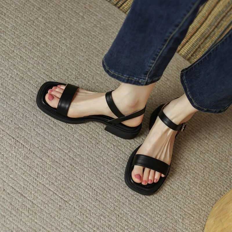 High Quality French Vintage Brown Sandals 24 Summer Low Heel Roman Shoes with Open Toe Stripe Simple and Comfortable Flat Bottom Women Shoes T241227