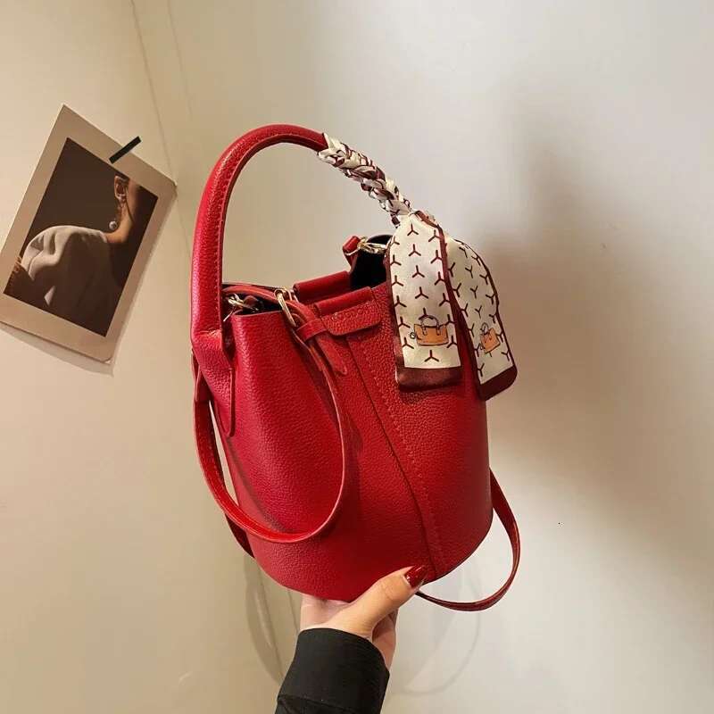 Women's Bags Handbag Momei New Women's Fashion Simple Shoulder Bag High Quality Design Handbag PU Commuter Hot Selg