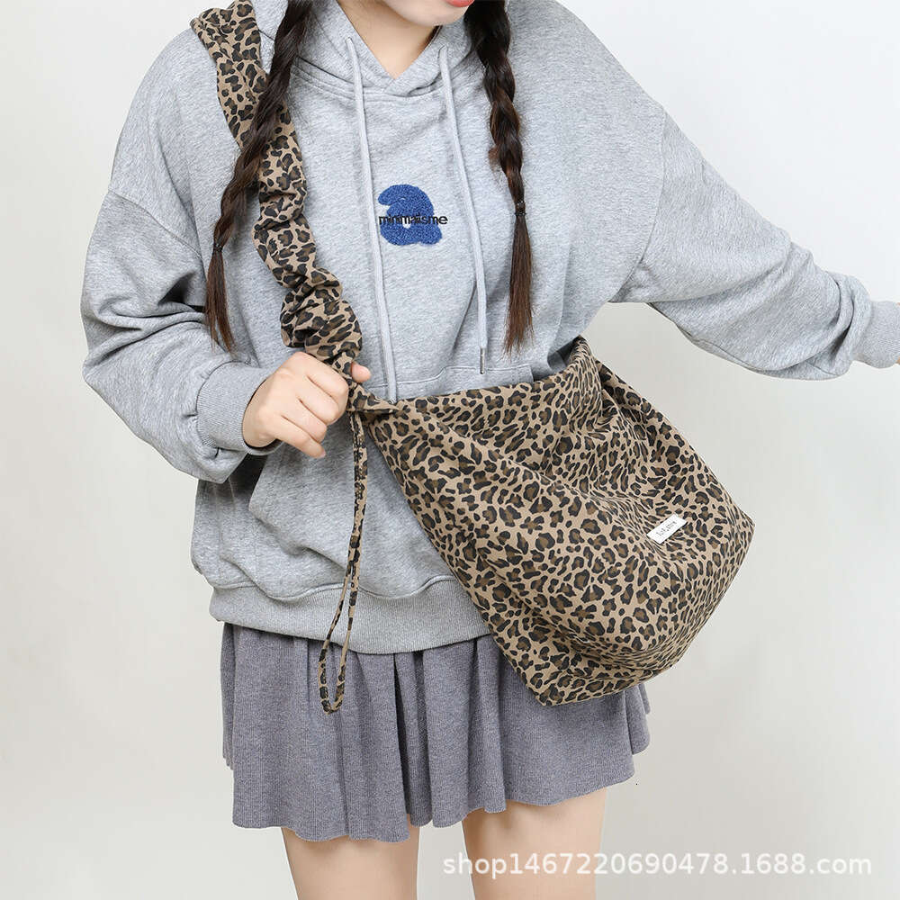 Niche Leopard Print Autumn And Winter Sail Korean Version Diagonal Backpack Floral Plaid Large Capacity Shoulder Bag Casual Crossbody Bag