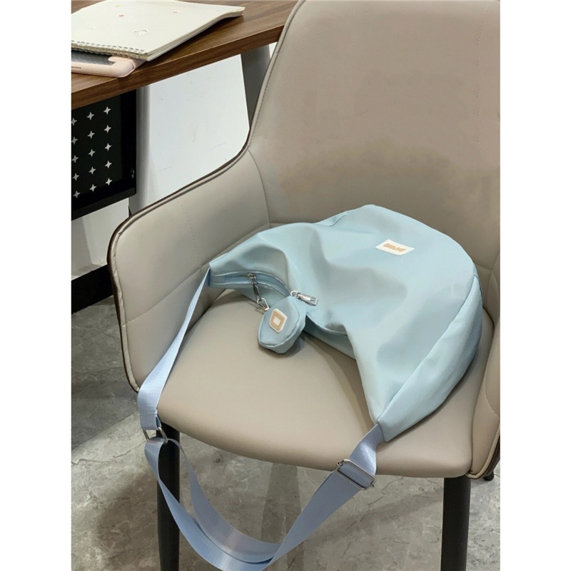 Summer New Women's Large Capacity Casual Nylon Crossbody Dumpg High Grade Blue Solid Color Shoulder Bag