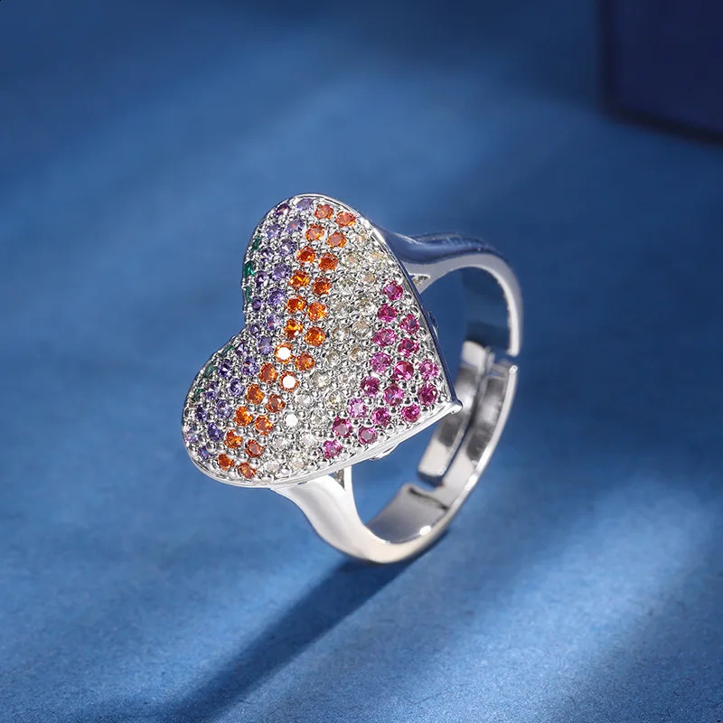 Autumn and Winter High-end Jewelry Inlaid Color Diamond Gemstone Micro-inlaid Heart-shaped Set Jewelry 241226