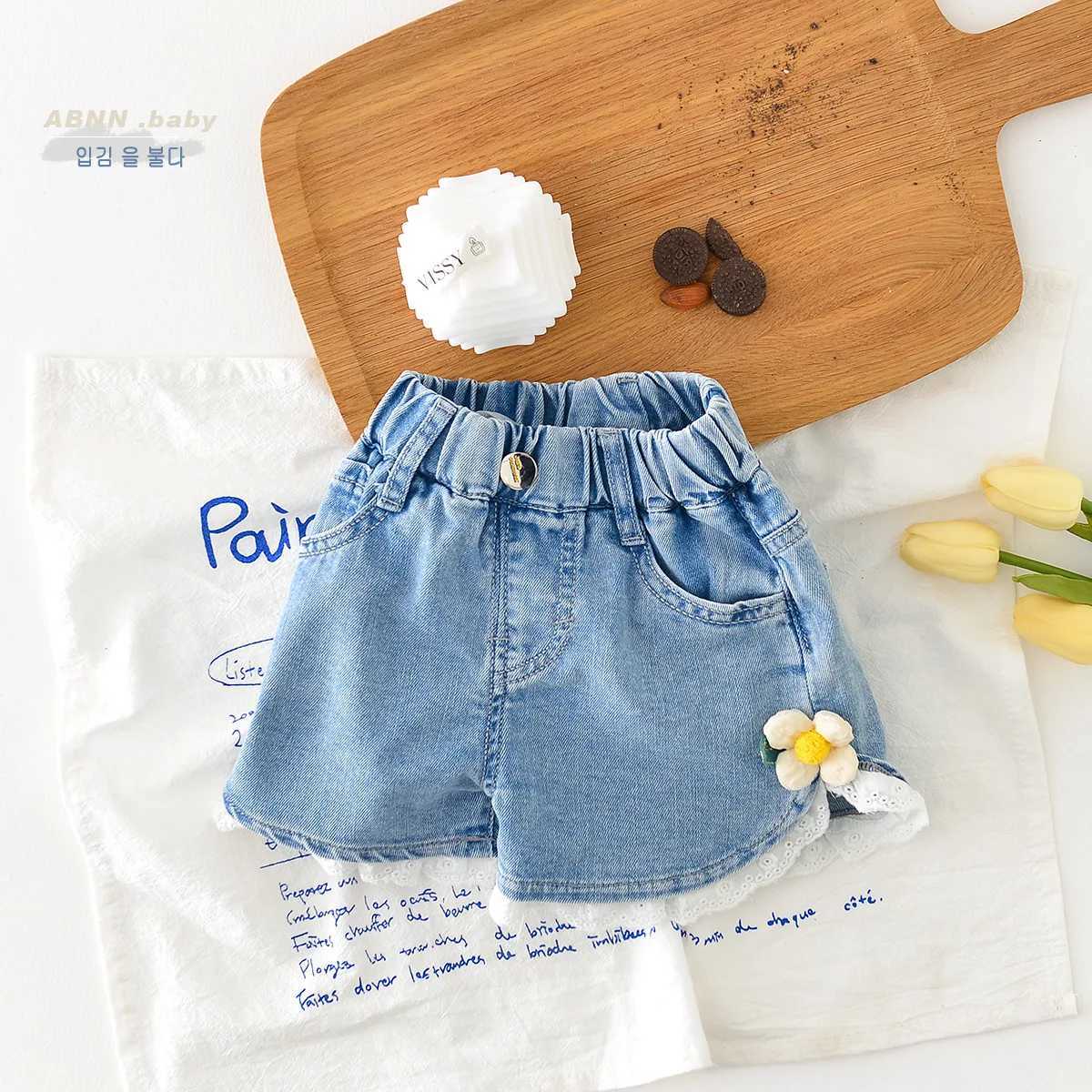 2-8Years Old Girls Denim Shorts Summer Elastic Waist Lace Flower Thin Denim Hot Pants Kids Jean Shorts Childrens Wear Clothes W241227