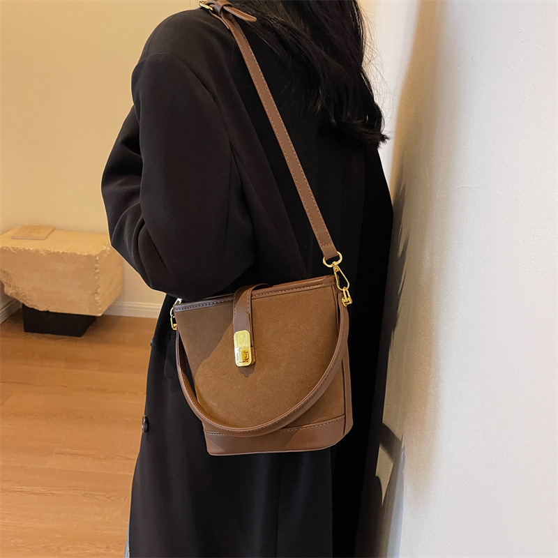 Fashion women's bag matte bucket bag large capacity shoulder crossbody portable underarm bag