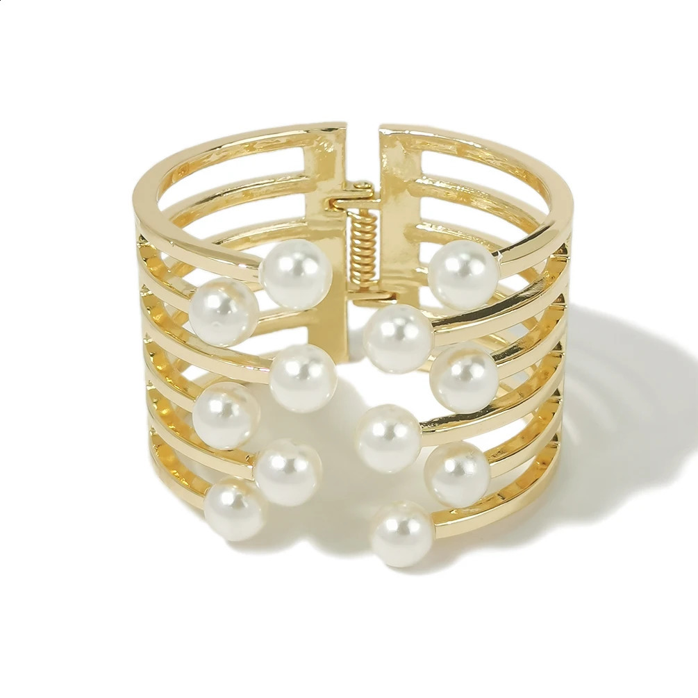 Big Pearl Bracelets Cuff Bangles For Women Statement Alloy Bracelet Charm Accessories Jewelry Gift 241227