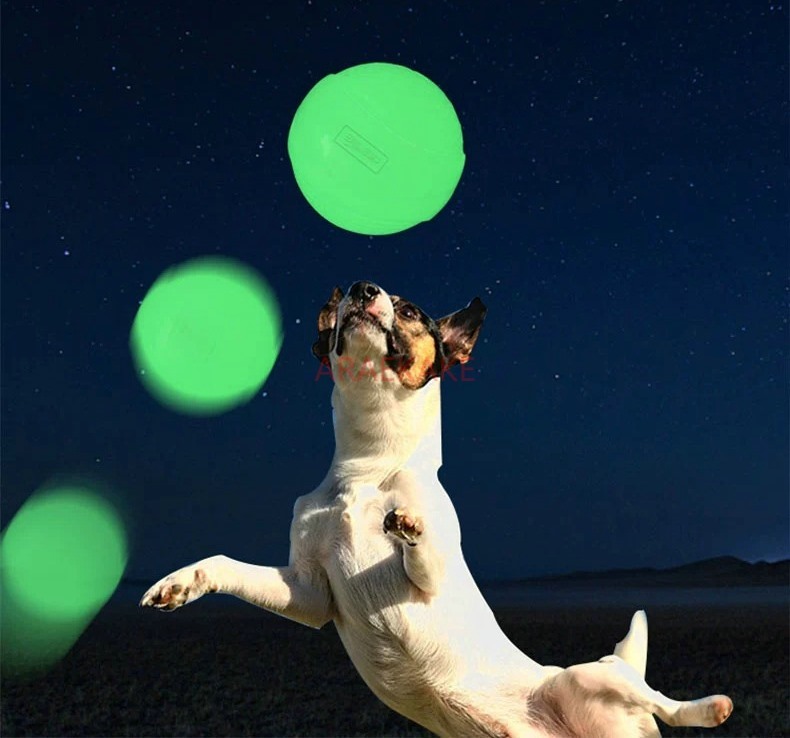 Dog toy ball, elastic, bite resistant, grinding teeth, dog training ball, night light floating rubber interactive