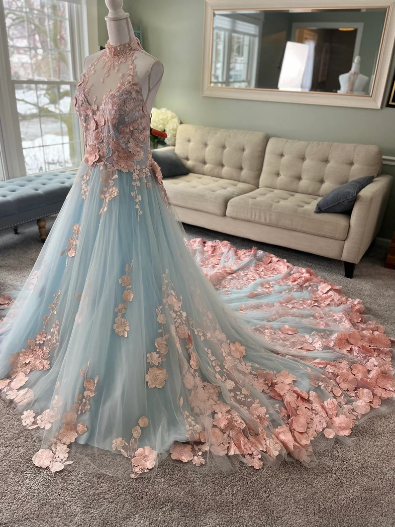 Romantic Floral Lace A Line Wedding Dresses Light Sky Blue And Pink Boho Bridal Gowns Sleeveless A Line Spring Summer Garden Bride Dress 2025