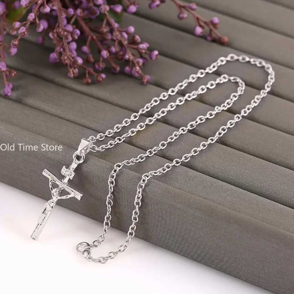 Fashion Religious Christian God Cross Crucifix Pendant Necklace for Men Women Jesus Link Chain Wholesale Jewelry GiftsXJ241227