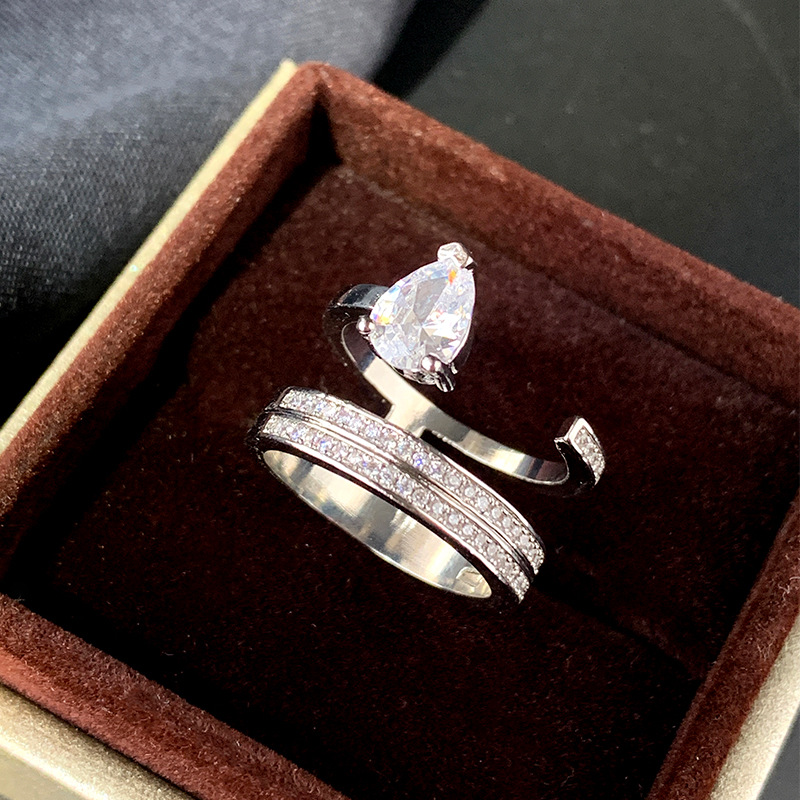 Designer 2025 Brand Ins Top Sell Wedding Rings Luxury Jewelry 925 Serling Silver Waer Drop 5A Cubic Zircon CZ Diamond Pary Eerniy Women Engagemen Ring