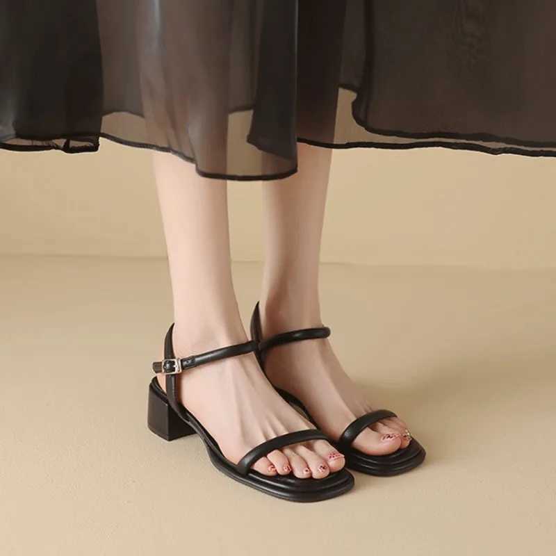 High Quality New Mid Heel Square Heel Modern Sandals Strap Adult High Quality Womens Shoes Shallow Solid Concise Womens Sandals T241227