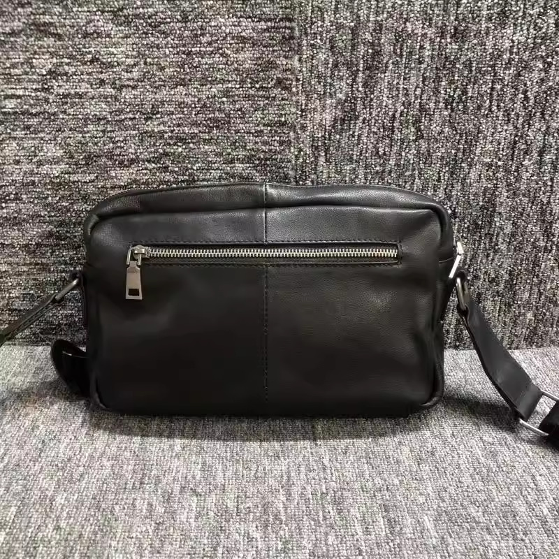 New bags of the season, Korean version, street versatile, top layer cowhide, unisex single shoulder messenger bag, pure leather bag