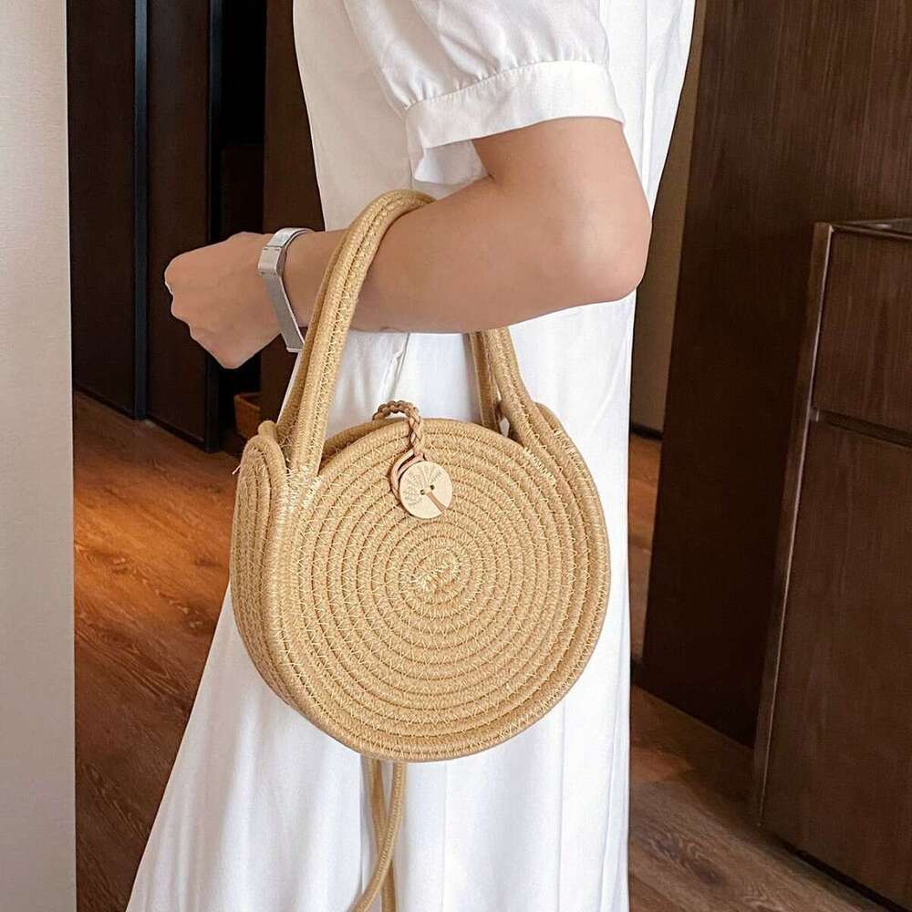 Beach Vacation Woven Women's Spring And Summer New Style, Hand-Held Small Round Bag, Casual Versatile Single Shoulder Crossbody Bag