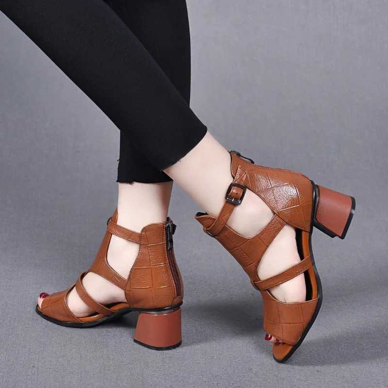 High Quality Womens Soft Leather Casual Roman Sandals Ladies Summer New Soft Sole Platform Wedge Sandals Fashion Hollow Designer Sandals T241227
