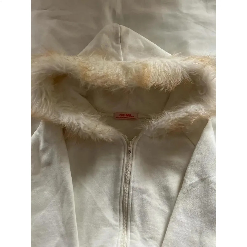 Street Zip Up Sweatshirts Warm Cardigan Hoodies for women Y2k Niche Fashion Solid Fur Collar Slim Fit sweatshirt Winter clothes 241227