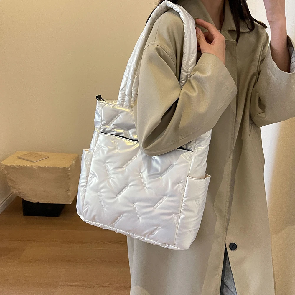 Fashion Puffer Handbag for Women Quilted Puffy Tote Bag Lattice Cotton Padded Shoulder Crossbody Bag Trendy Causal Shopper Bag 241227