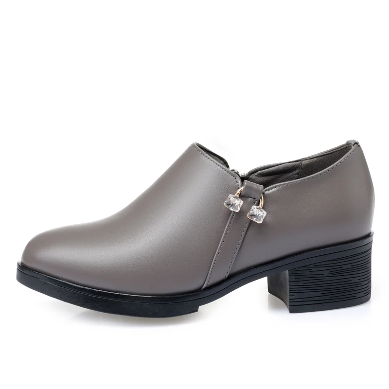 AIYUQI Women Large Size Shoes Genuine Leather Fashion Shoes Women Anti-Slip Round Toe Rhinestone Women Shoes