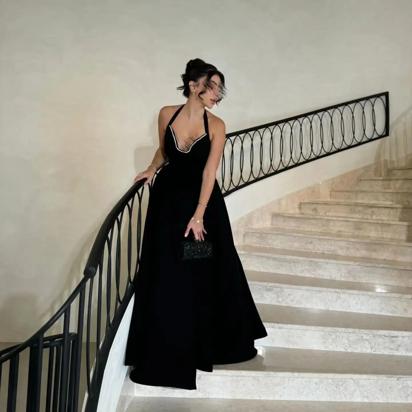 Adeli Sexy Backless Black Beaded Prom Gown Women Halter Neck Party Evening Dress Floor Length customized Formal Occasion Dresses 241223