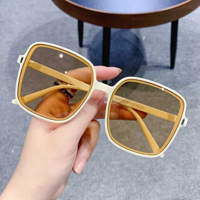 Vintage Square Womens Sunglasses Luxury Designer Sun Glasses Classic Eyeglasses Lady UV400 Big Frame Mirror Oculos De SolXJ241228