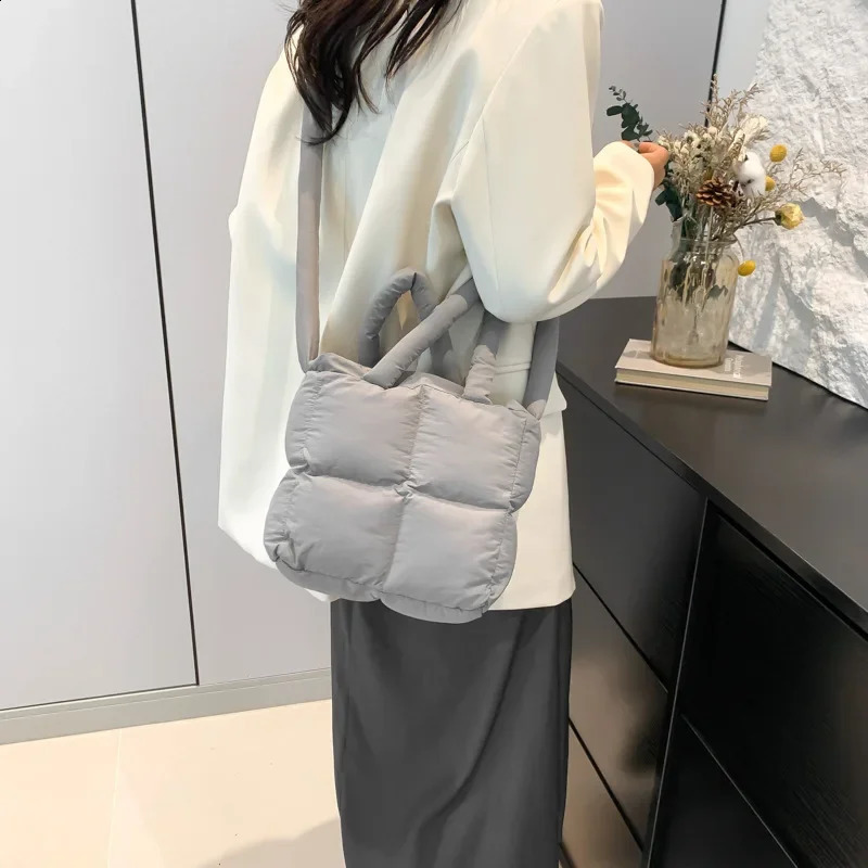 Puffy Space Cotton Bags for Women Nylon Quilted Women Handags Down Pad Bags Shoulder Crossbody Bag Small Shopper Tote 241227
