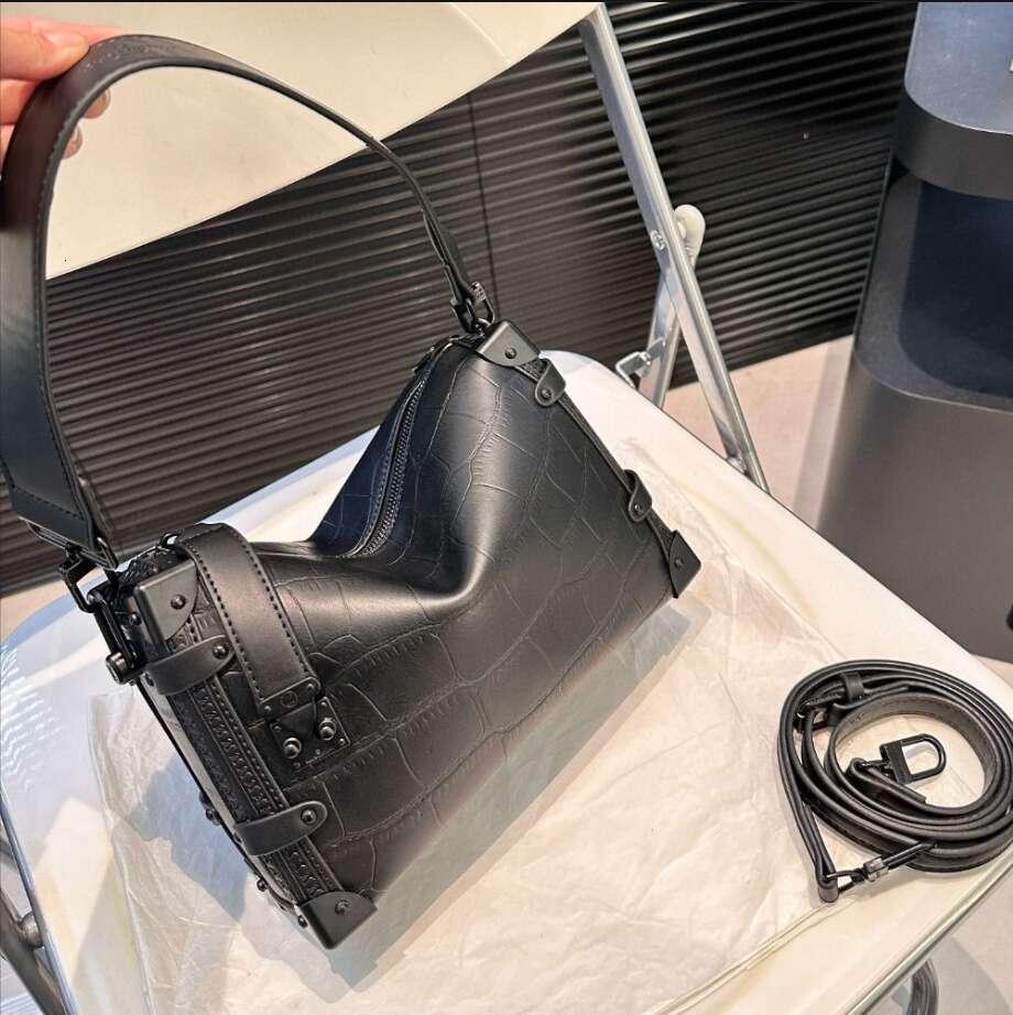 10A New Luxury womens designer bag Soft trunk handbag women leather classic black strap cross body shoulder bags purse high quality
