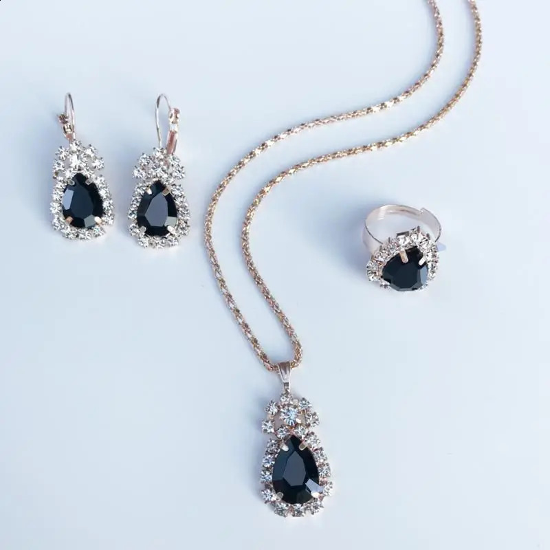 Latest drops jewel claw necklace set necklace Earrings rings three piece manufacturers wholesale 6pcs 241226