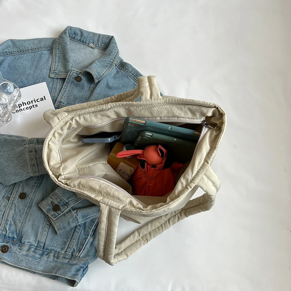 Casual Top-handle Bag Large Capacity Women Shoulder Handbag Cotton Padded Solid Color Soft Portable Winter Purse 241227