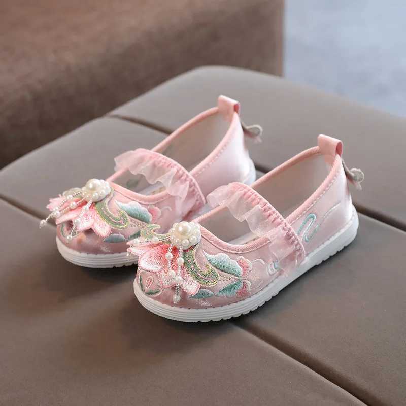 Girls Apartment Embroidered Clothing Childrens Shoes Girls Baby Shoes Chinese Sled Hanfu Festival Par Princess Shoes W241228