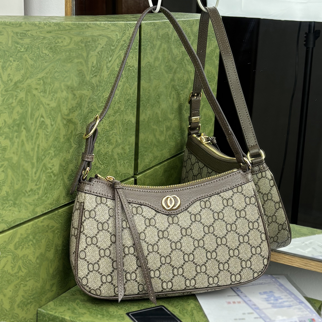 Designer Fashion Bag handbag Classic Shoulder Fashion bag Women's Underarm Bag Crescent Moon Designer Chain ed Letter Handbag High quality handbag classics 80d