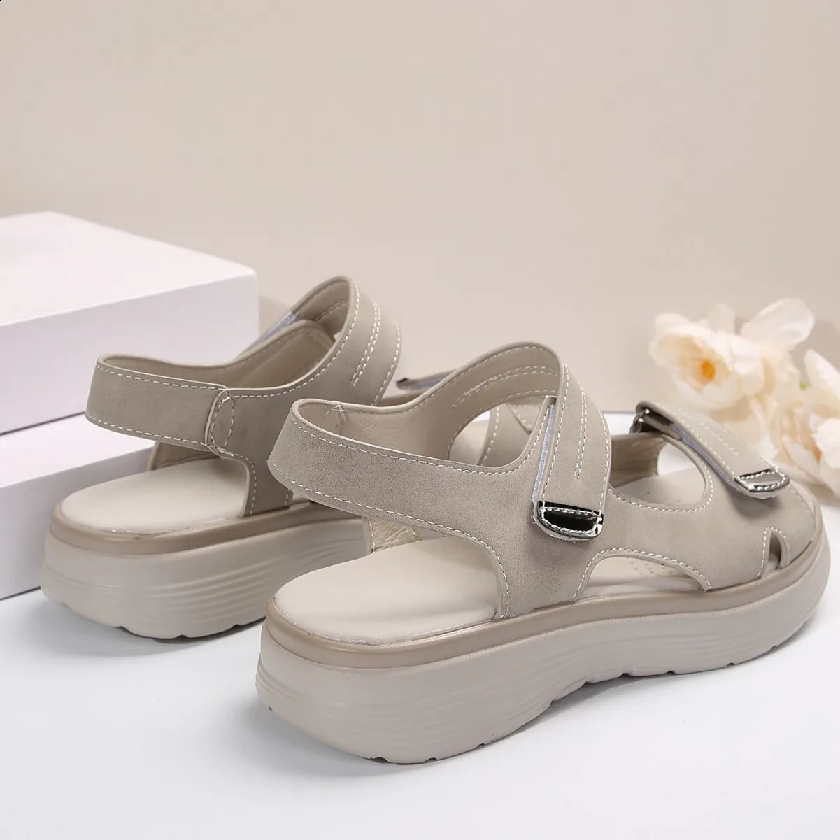 Womens Solid Color Casual Sandals Platform Ankle Buckle Soft Sole Walking Wedge Shoes Slingback Summer Shoes 241228