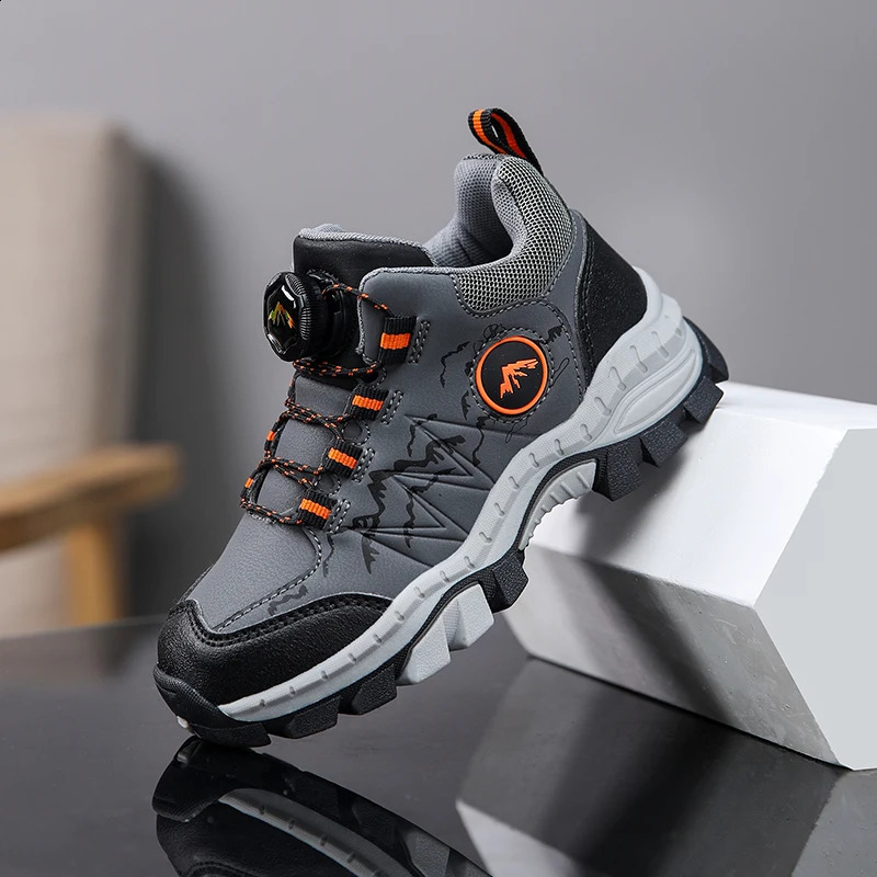 Steel Claw Warm Household Plus Fleece Non-slip Snow Boots Winter Cotton Shoes Thickened Hiking Shoes for Children 241228