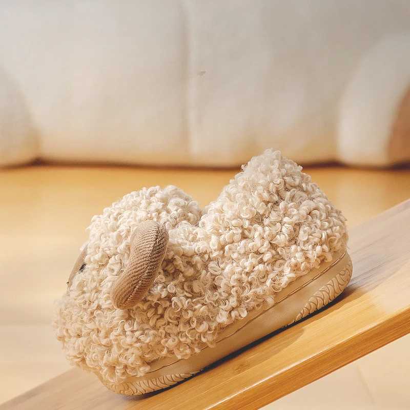 Childrens cotton shoes boys and girls wool leather shoes babys indoor winter fashion flat new plush warm and anti slip slider for children W241228