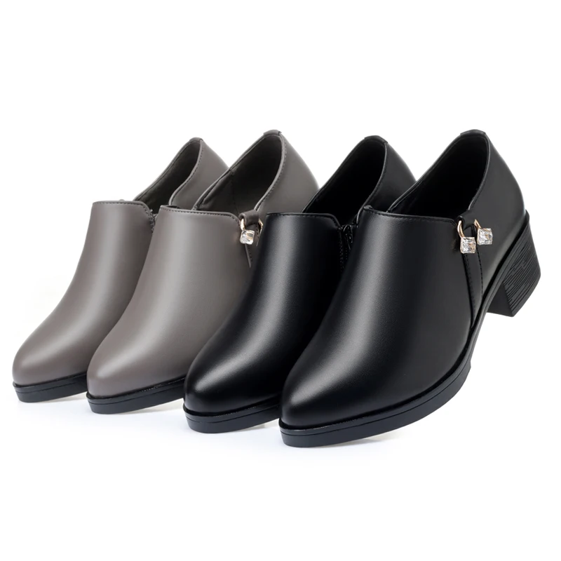 AIYUQI Women Large Size Shoes Genuine Leather Fashion Shoes Women Anti-Slip Round Toe Rhinestone Women Shoes