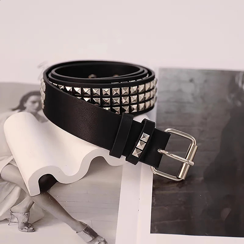 Trendy Square Bead Rivet Belt Metal Pyramid Waistband For Men Women Punk Jeans Gothic Dark Style Personality Unisex Belts 241225