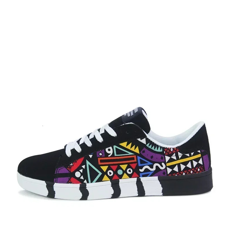 Graffiti Canvas Mens Outdoor New Men Sneakers Casual Printing Fashion Flat Vulcanized Shoes Man zapatillas hombre ddmythur