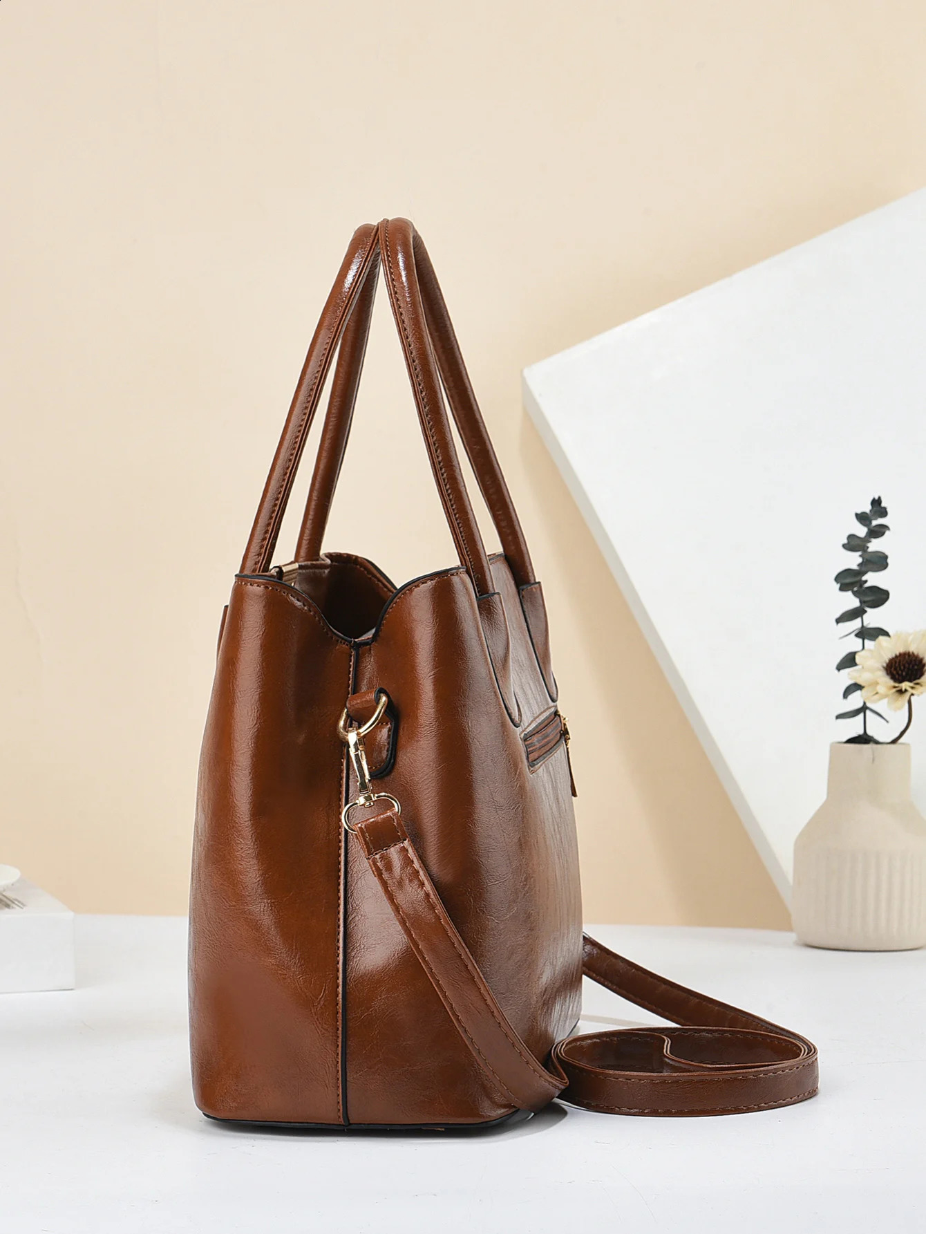 Retro Solid Color Handbags For Women Elegant PU Leather Crossbody Bag Trendy Office Work Purses 241226