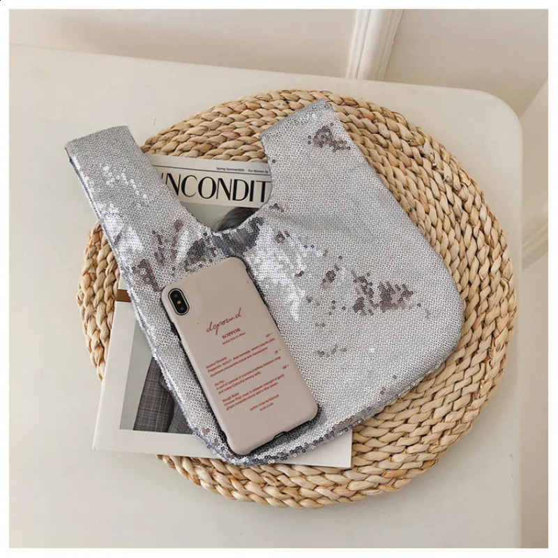 Ladies Trendy Fashion Reversible Sequin Evening Clutch Purse Women Girls Small Glitter Wrist Knot Bag Bags 241227