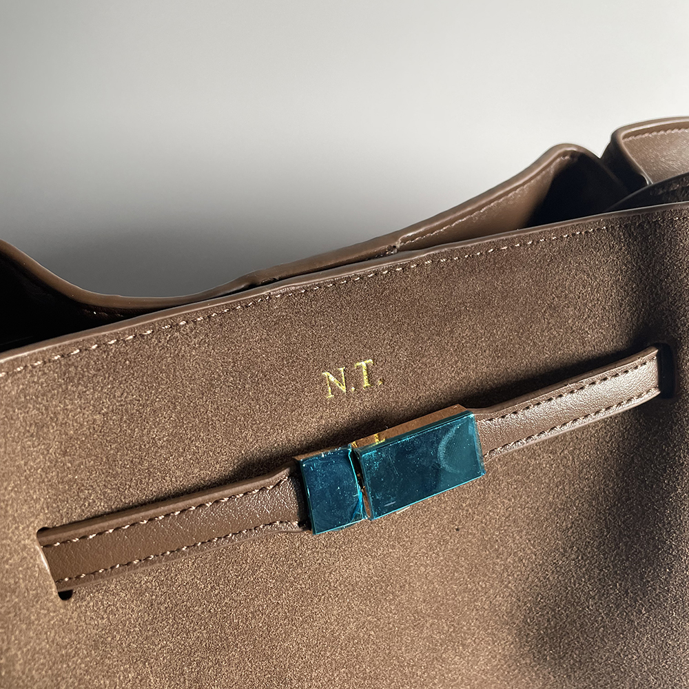 Faux Suede Dumpg European And American Fashion Wing Bag 2025 New Style Large Capacity Retro Ladies Handbag Free Initials