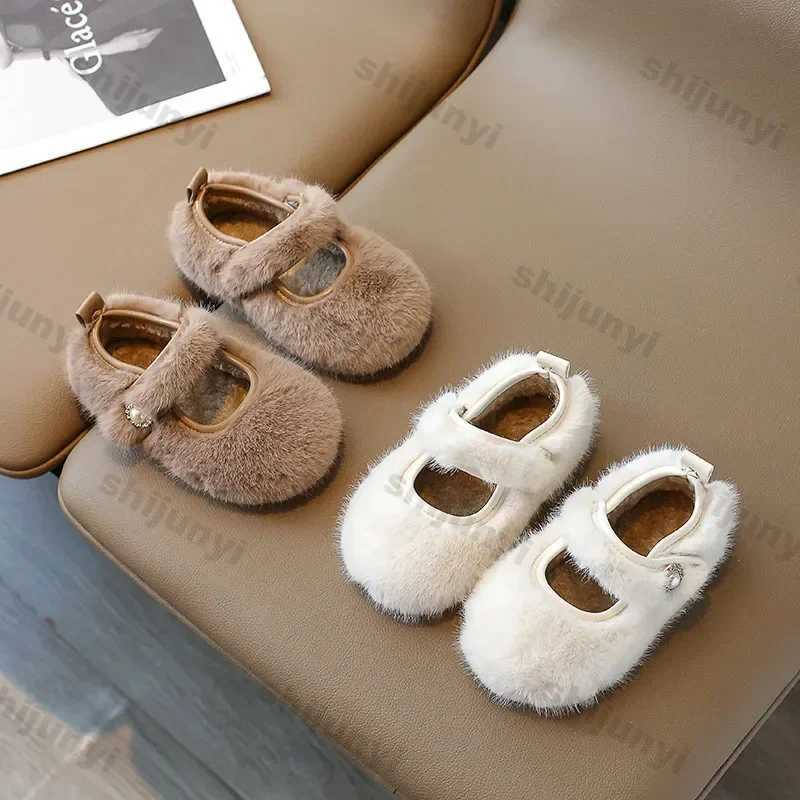 Childrens Winter Cotton Mat Warm Cotton Fur Fluffy Childrens Apartment Girls Slippers Princess Sweet Anti slip Shoes W241228