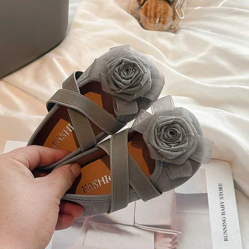New Childrens Flower Childrens Stickers Shoes Baby Girls Shoes Preschool Fashion Flat Baby Girls Mocha Casino Princess Rose Shoes H09274 W241228
