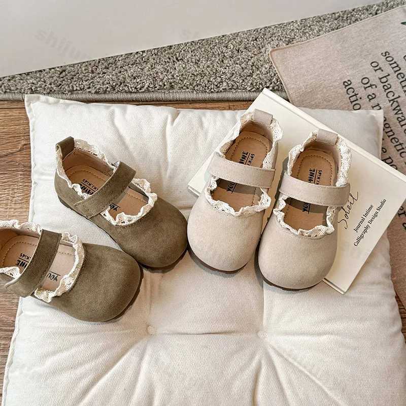Princess Girls Shoes Childrens Flat Shoes Comfortable Suede Patent Leather Childrens Soft Bottom Mary Jane Shoes W241228
