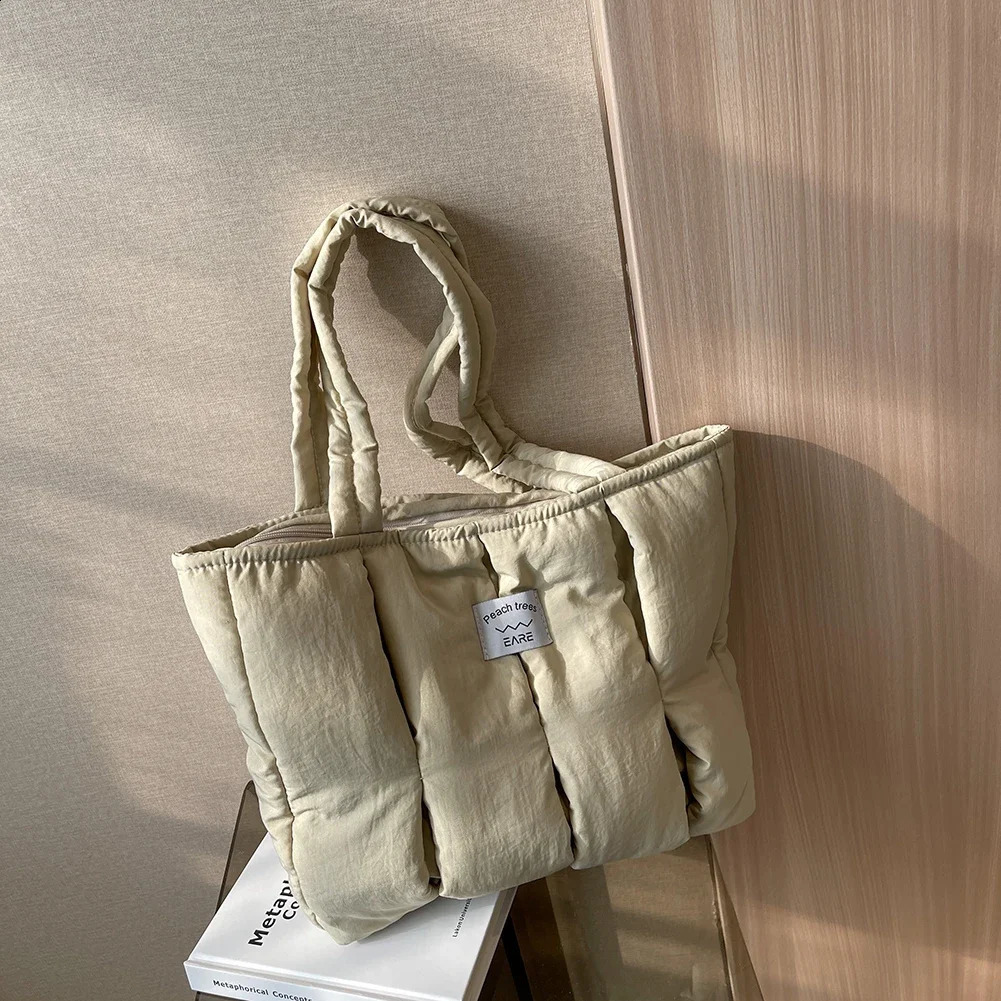 Casual Top-handle Bag Large Capacity Women Shoulder Handbag Cotton Padded Solid Color Soft Portable Winter Purse 241227