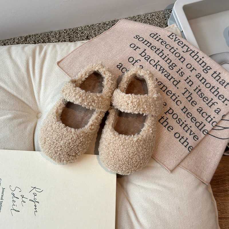 Winter childrens flat shoes with fur cover warm childrens casual shoes plush casual three color 21-30 comfortable boys and girls shoes W241228