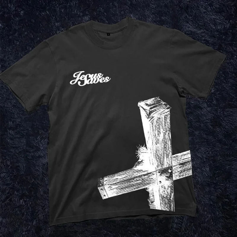 Jesus Saves Cross Print Graphic 100 Cotton TShirt Men Y2K Summer Short Sleeves Vintage Oversize Tshirt Streetwear Women Tops 241227