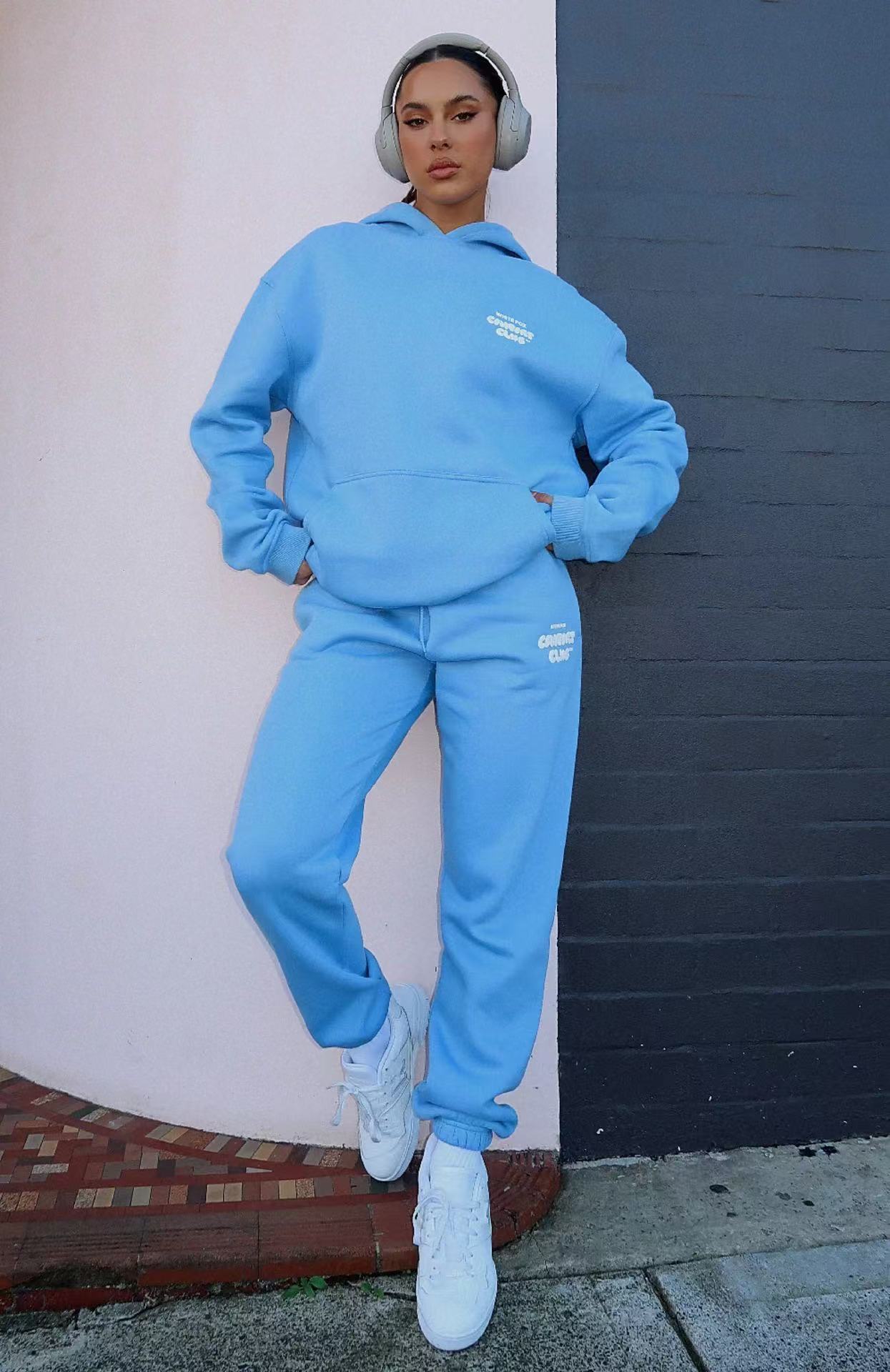 Women's Loose Fit Tracksuit Set - Two Piece Hooded Sweatshirt and Jogger Pants for Casual or Sportswear C260312