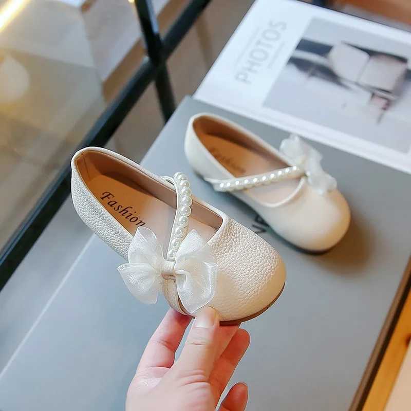Girl Mary Jans Princess Shoes Childrens Leather Shoes for Par Wedding Elegant Childrens Performance Shoes Pearl Bow Apartment W241228