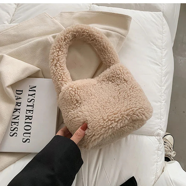 Faux Lamb Wool Women's Small Bucket Bags Winter Fashion Ladies Plush Shoulder Crossbody Bag Soft Furry Purse Female Handbags Convertible Bags