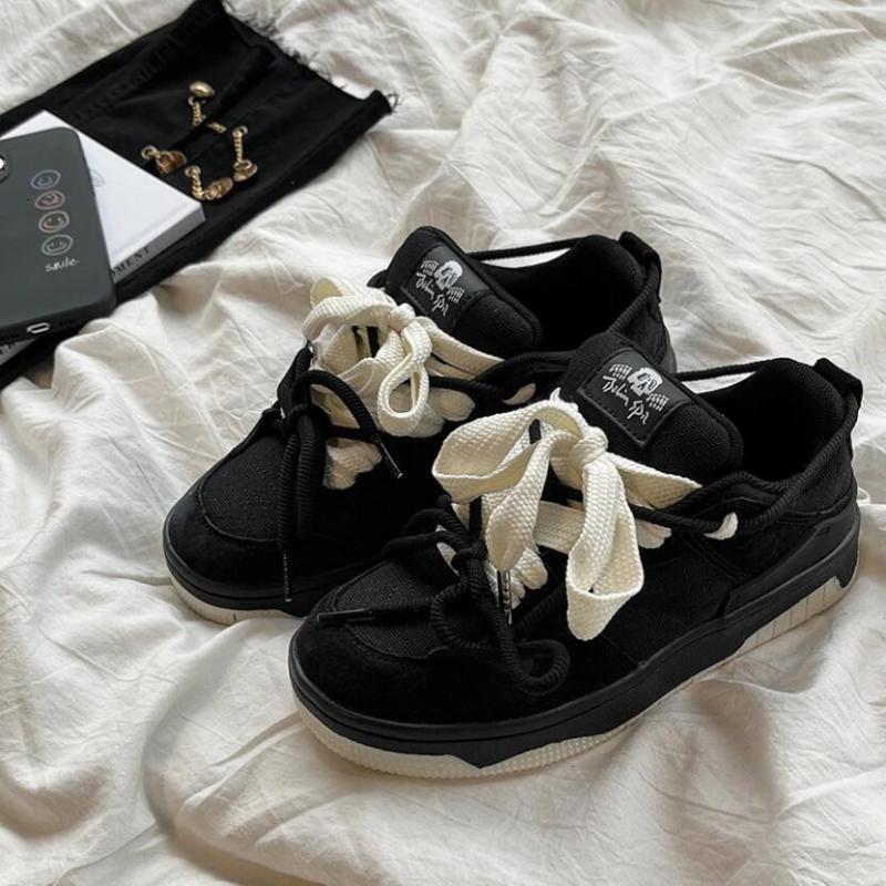 2024 Women Sports Designer Woman Vulcanized Shoes Sneakers Mesh Spring Autumn Lace Up Ladies ddmythur